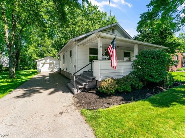 19 Nesbitt Street, Poland, OH 44514