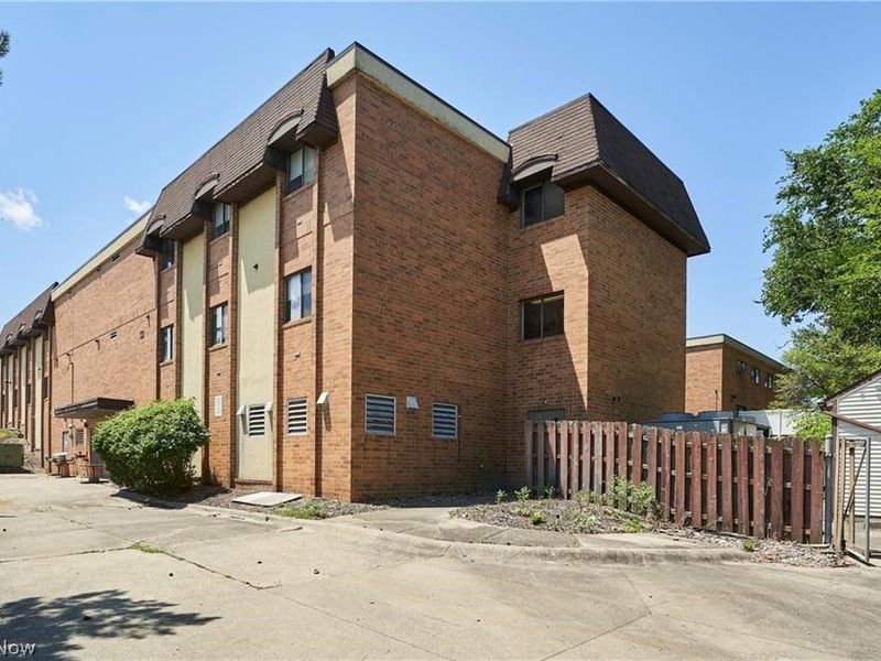 16231 Broadway Avenue, Maple Heights, OH 44137 Photo 7