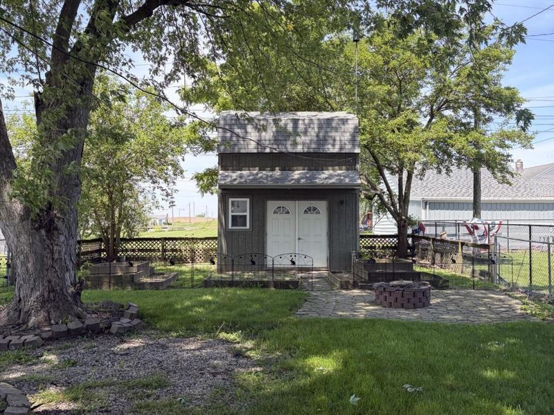 958 E Spring Street, Saint Marys, OH 45885 Photo 12