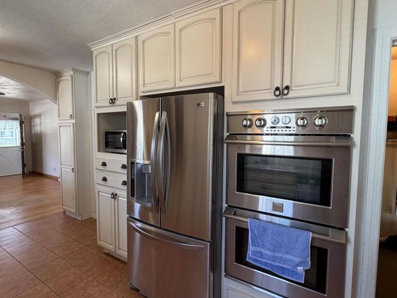 958 E Spring Street, Saint Marys, OH 45885 Photo 3