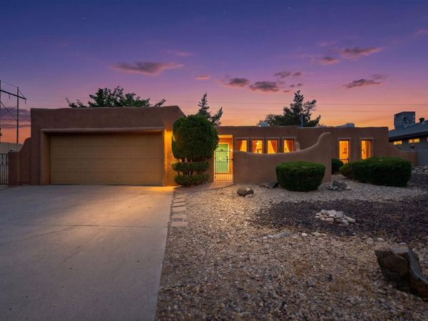 3501 Embudito Drive NE, Albuquerque, NM 87111