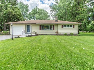 21930 Holcomb Street , Watertown, NY 13601