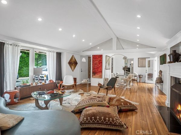 3442 Laurel Canyon, Studio City, CA 91604