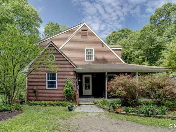 90 North Pond , Hebron, CT 06231