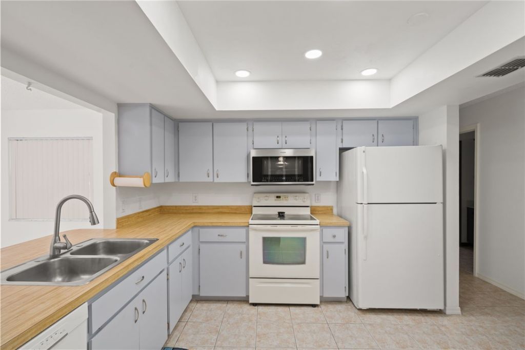 7418 N Firwood Circle, Citrus Springs, FL 34433 Photo