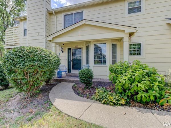 3115 Autumn Trace Drive , Maryland Heights, MO 63043