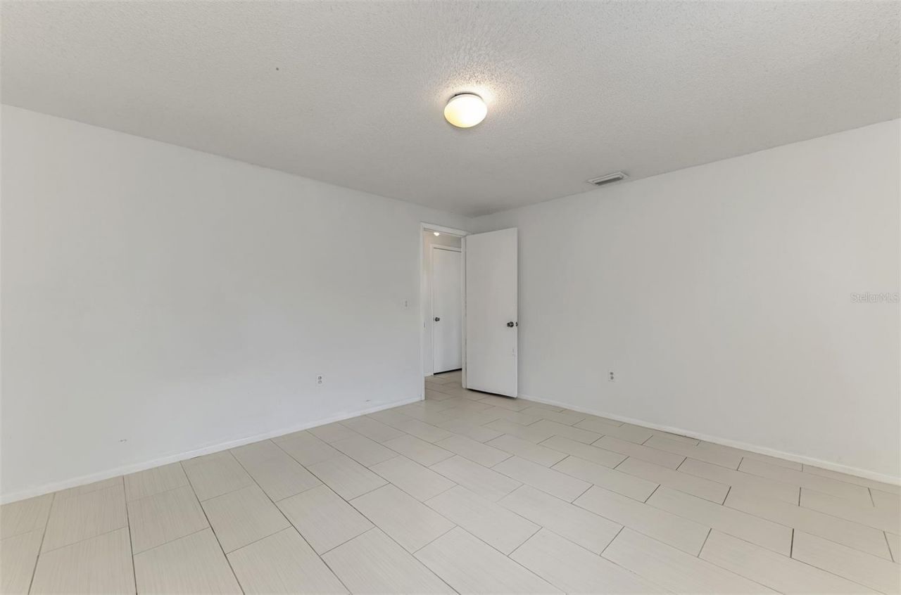 1110 Carmella Circle, Sarasota, FL 34243 Photo