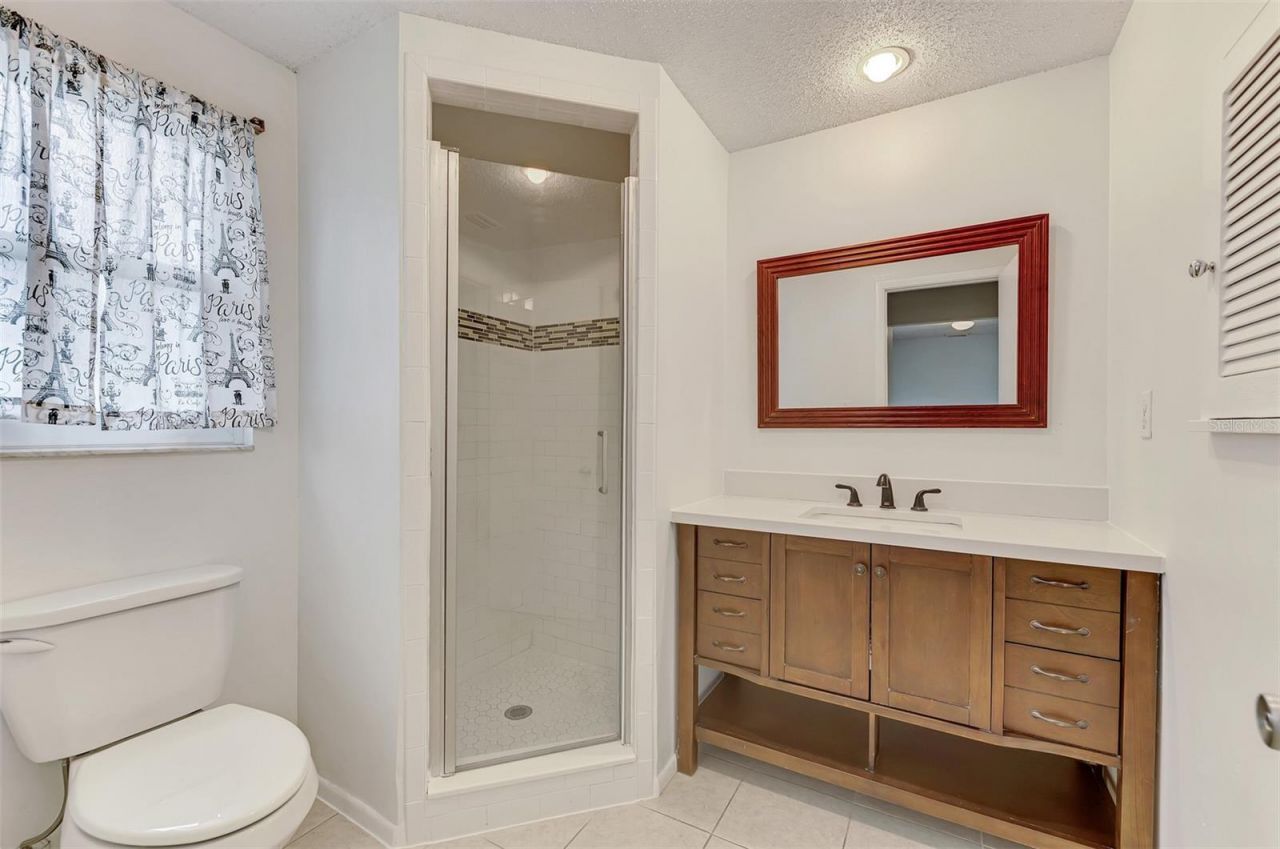 1110 Carmella Circle, Sarasota, FL 34243 Photo
