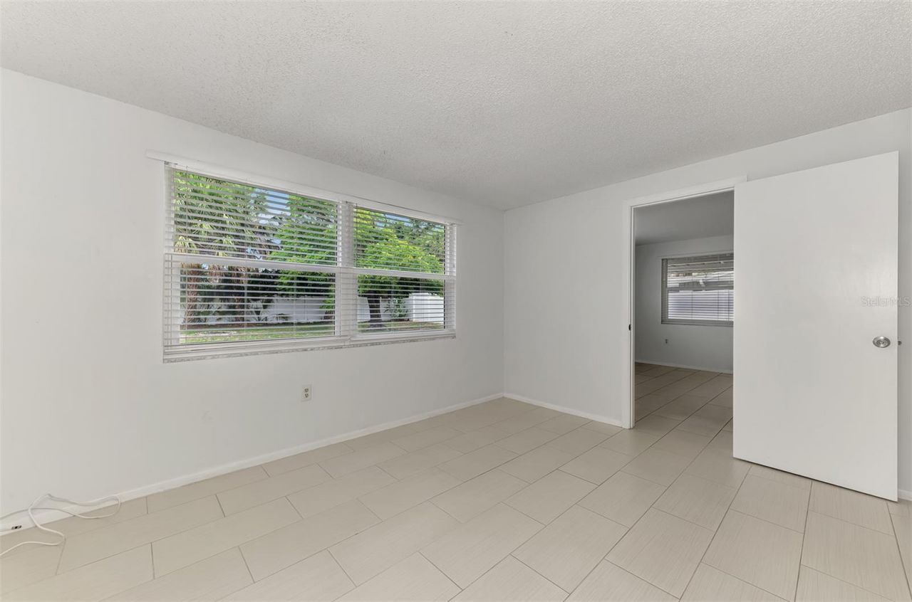 1110 Carmella Circle, Sarasota, FL 34243 Photo