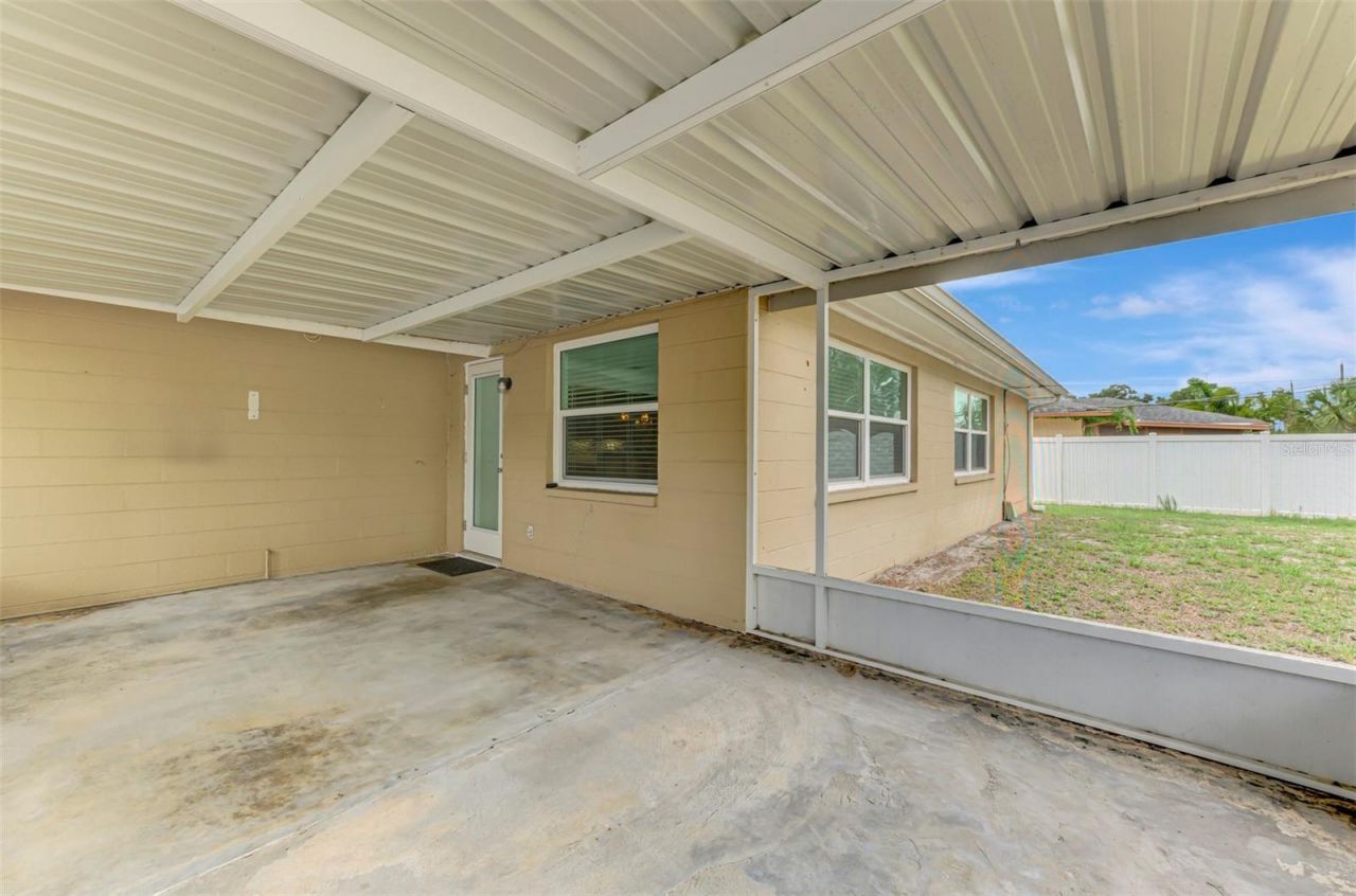1110 Carmella Circle, Sarasota, FL 34243 Photo