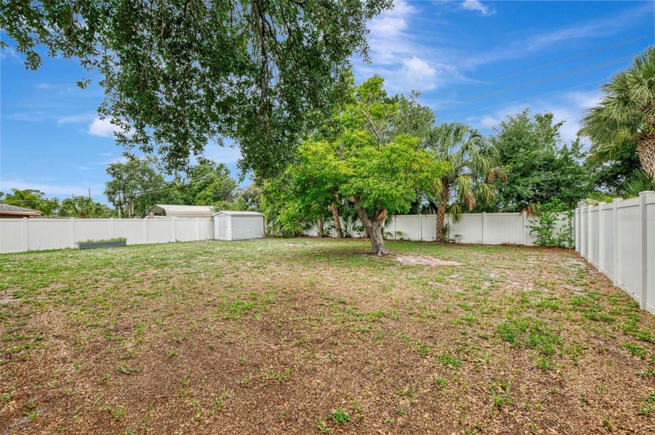 1110 Carmella Circle, Sarasota, FL 34243 Photo