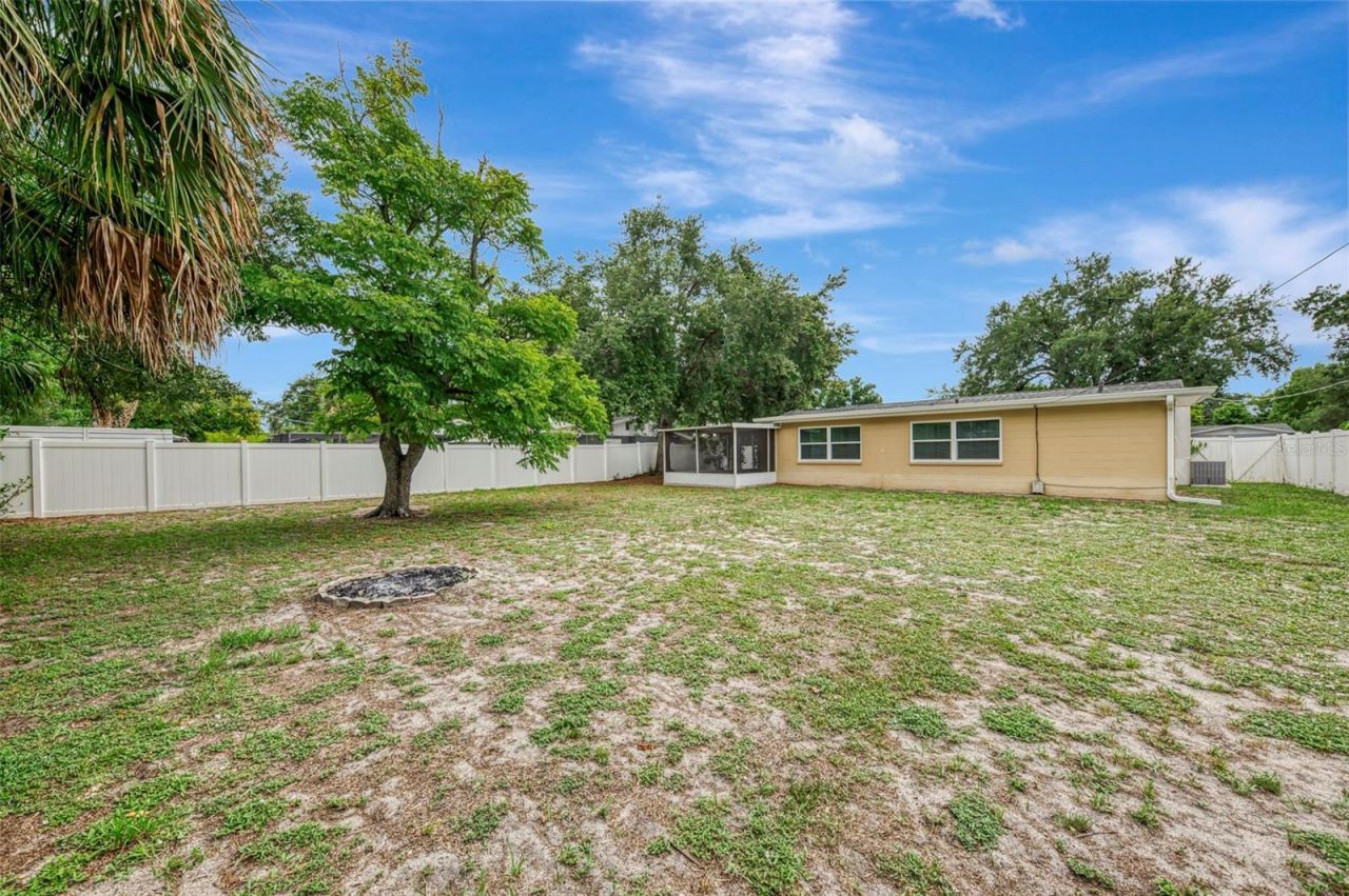 1110 Carmella Circle, Sarasota, FL 34243 Photo