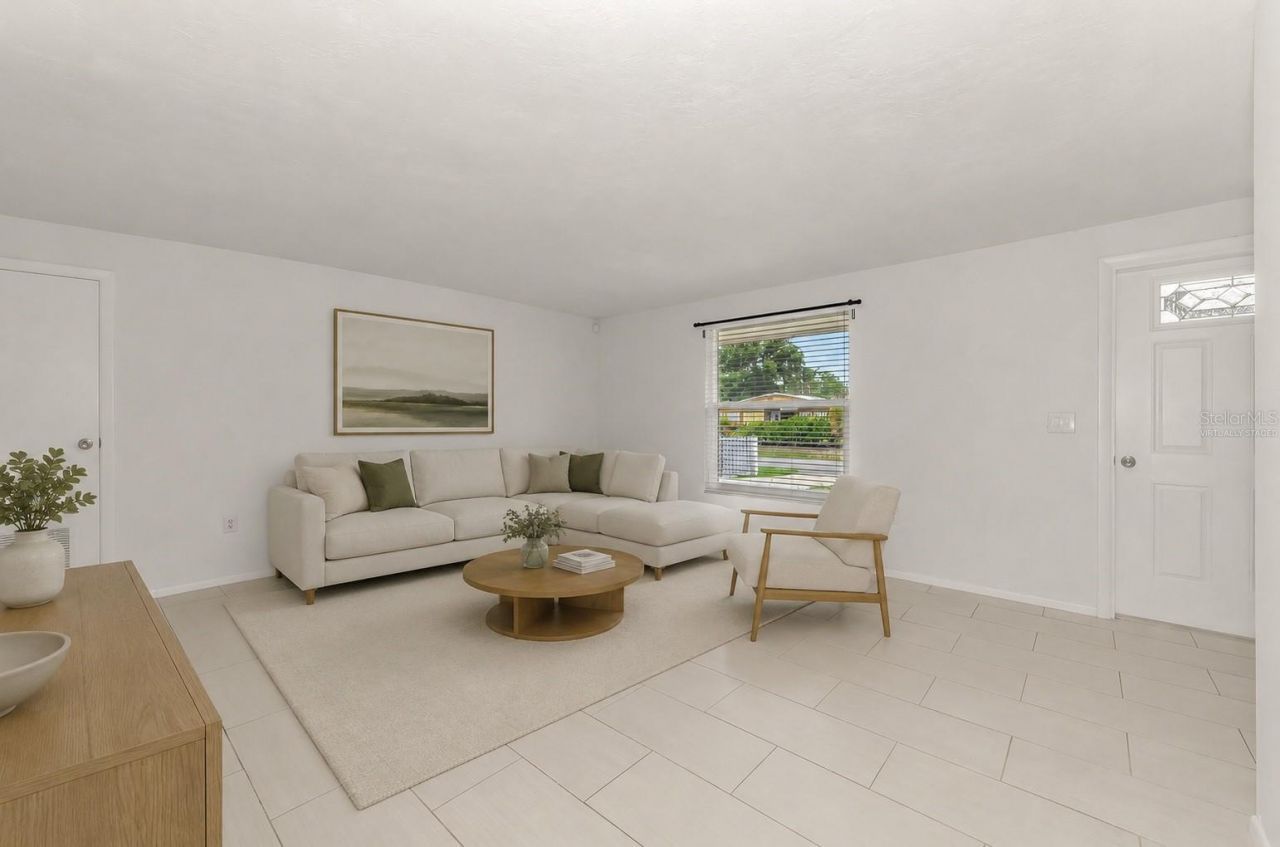 1110 Carmella Circle, Sarasota, FL 34243 Photo