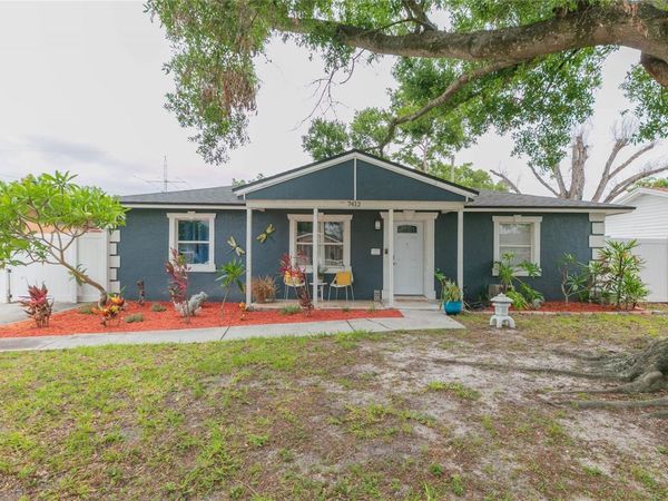 7412 KINGSTON DRIVE , TAMPA, FL 33619
