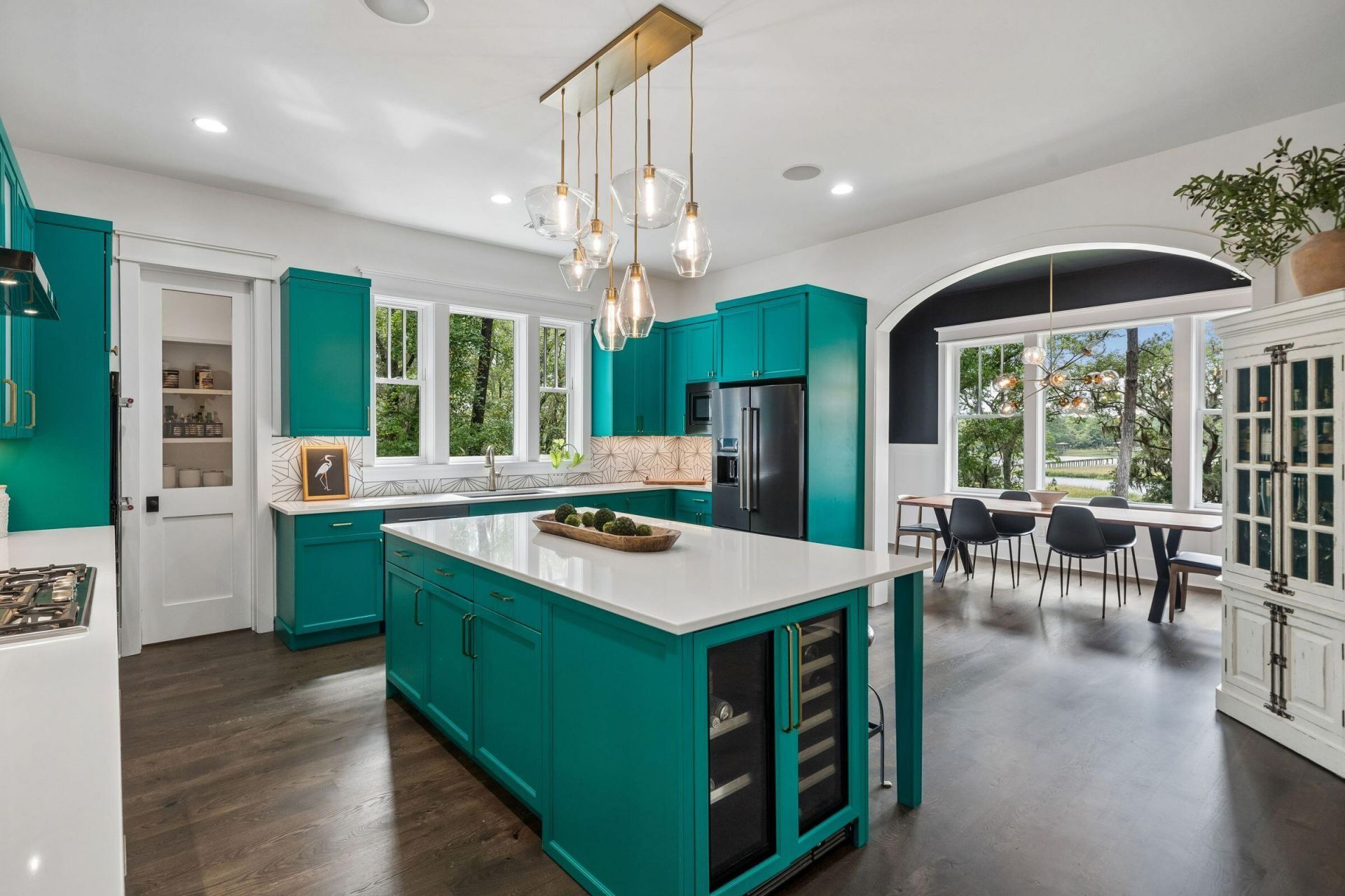 722 Riley Road Photo 11
