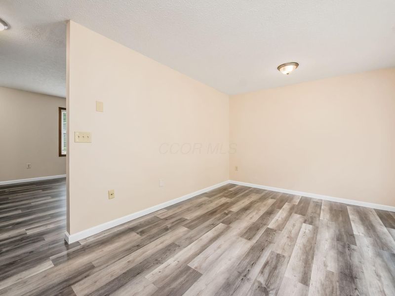 2479 Willow View Court, Grove City, OH 43123 Photo 12