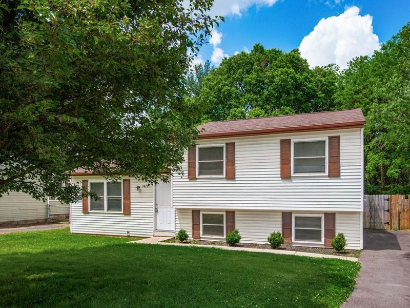 2479 Willow View Court, Grove City, OH 43123 Photo 2