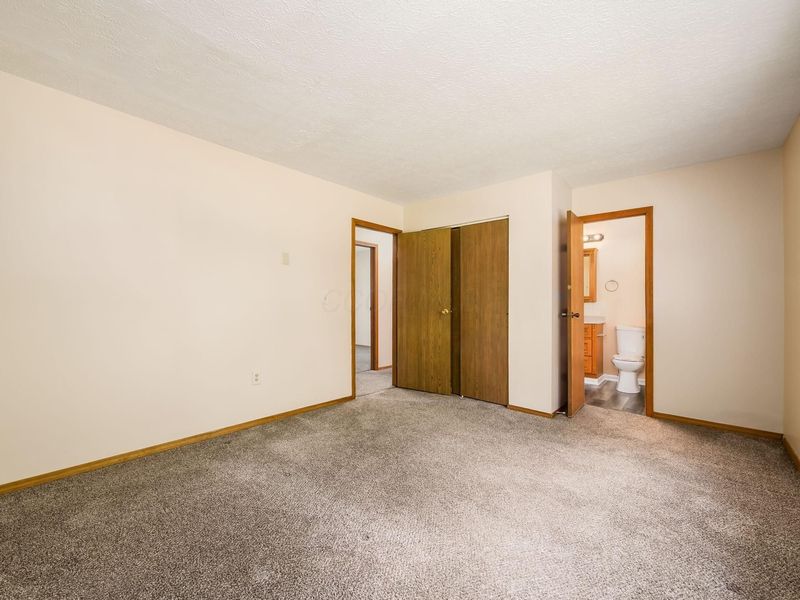 2479 Willow View Court, Grove City, OH 43123 Photo 21