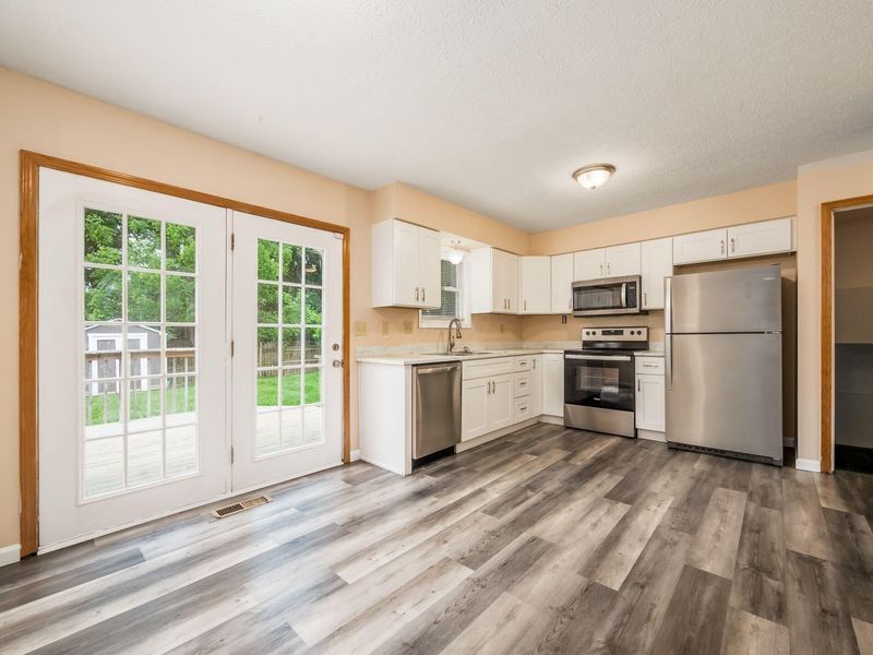 2479 Willow View Court, Grove City, OH 43123 Photo 9