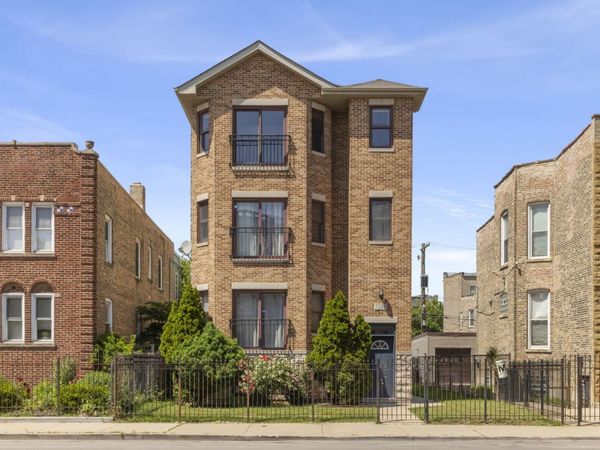 3246 W Warren Boulevard , Unit 3, Chicago, IL 60624