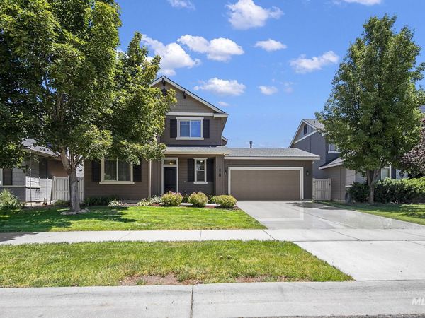 1928 Ridge Way, Middleton, ID 83644