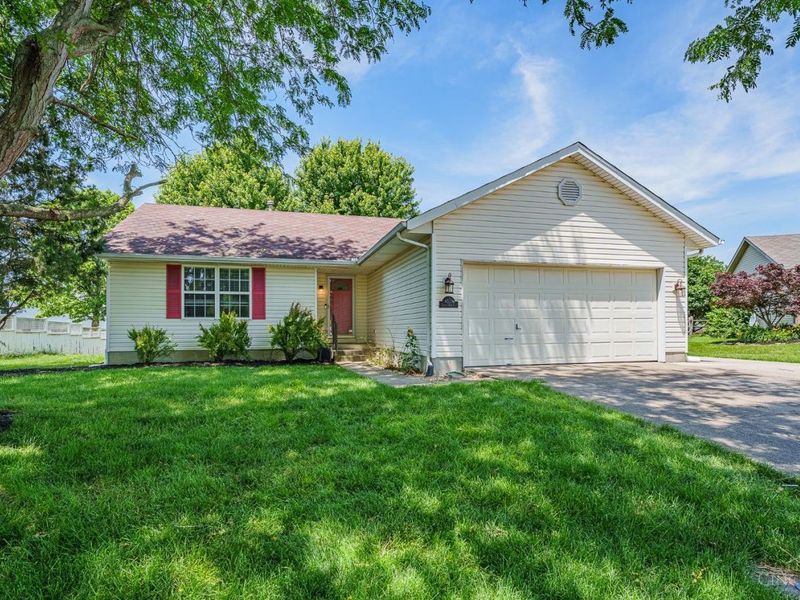 6559 Vonnie Vale Court, Fairfield Twp, OH 45011 Photo 2