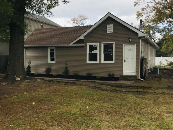 32 Frazee Place, Keansburg, NJ 07734