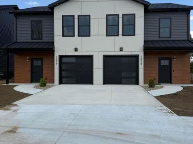 1323 S Trimble Road, Mansfield, OH 44907