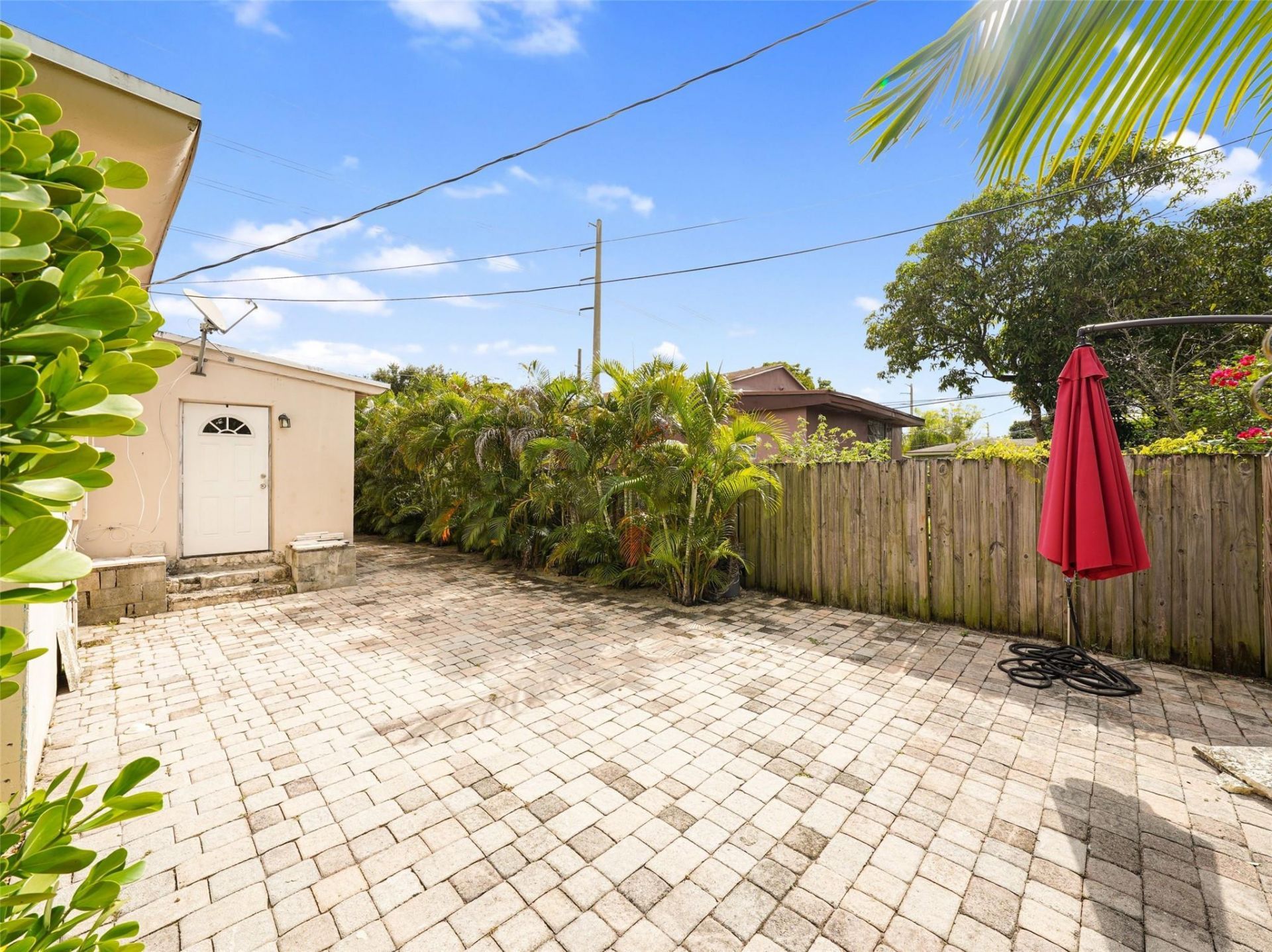 500 NW 120th Street, Miami, FL 33168 Photo