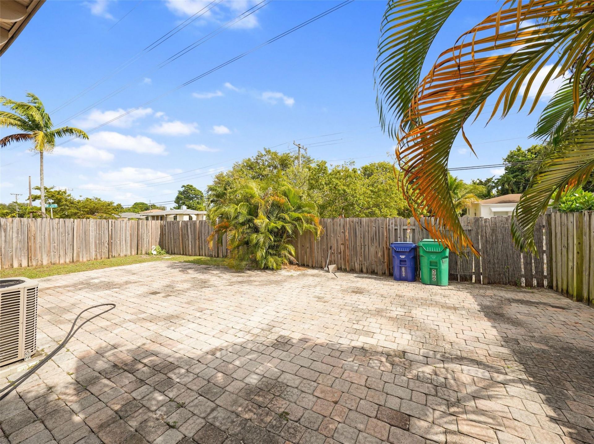 500 NW 120th Street, Miami, FL 33168 Photo