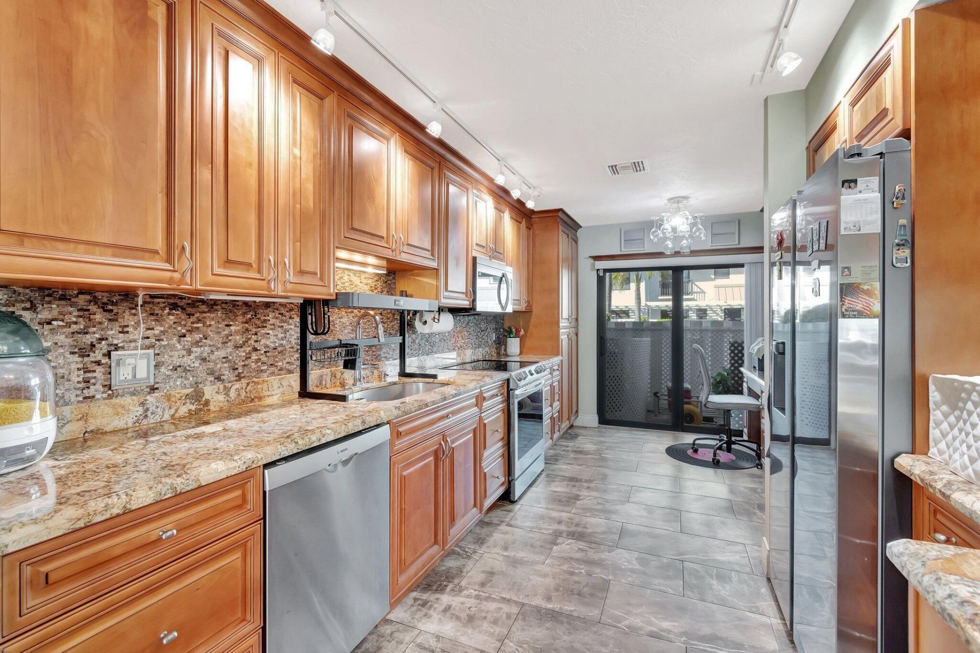 732 NE 12th Terrace, Unit 6, Boynton Beach, FL 33435 Photo