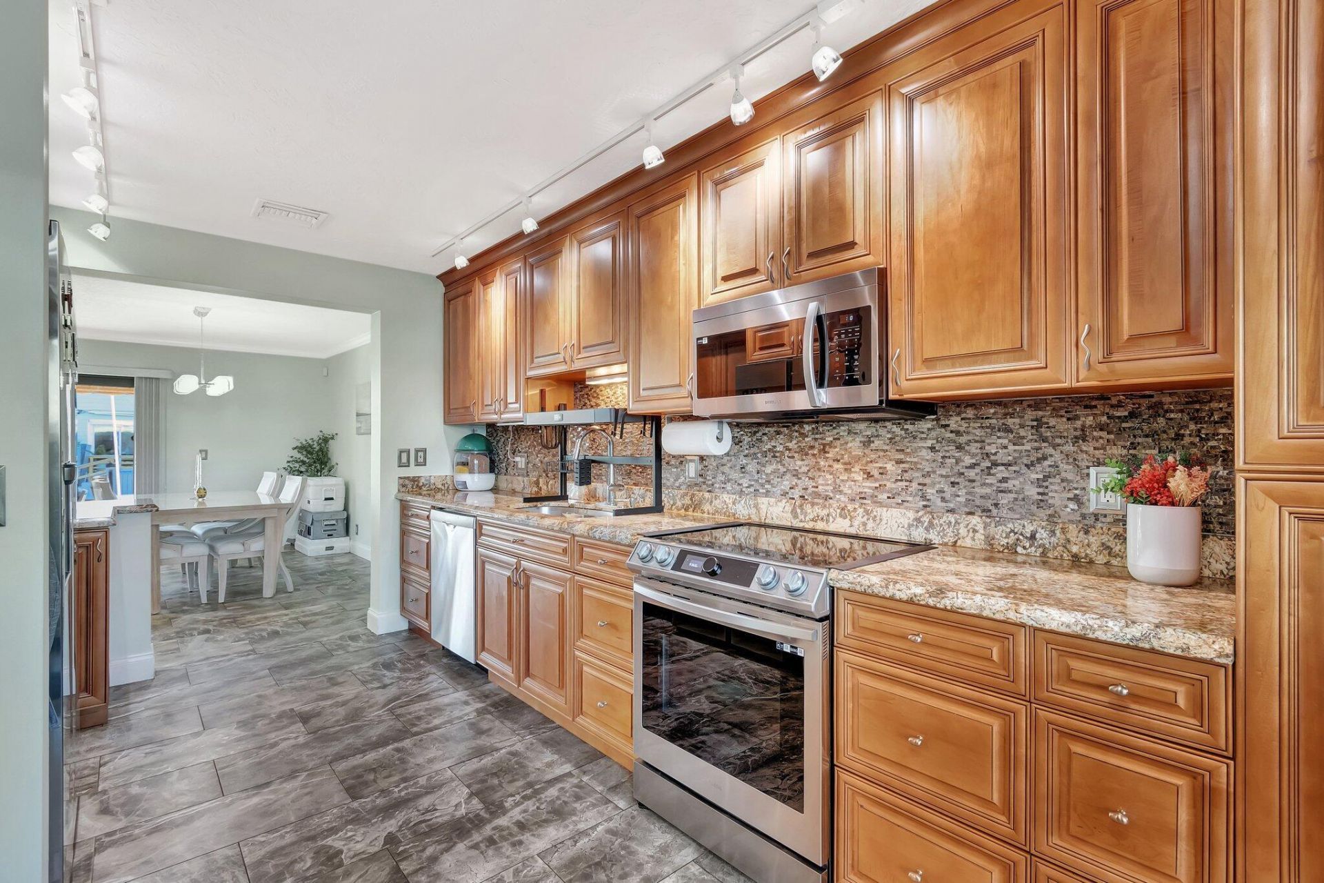 732 NE 12th Terrace, Unit 6, Boynton Beach, FL 33435 Photo