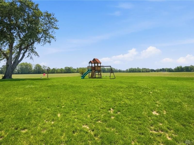 8402 National Rd, Brookville, OH 45309 Photo 32