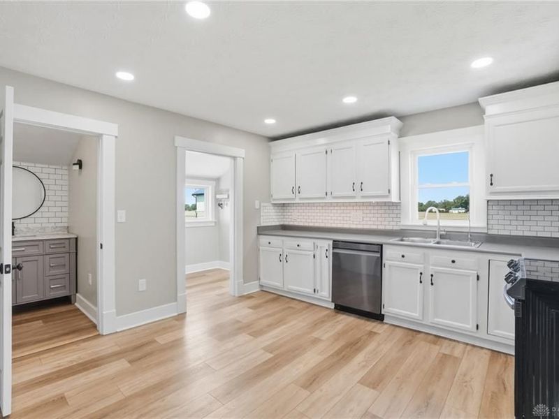 8402 National Rd, Brookville, OH 45309 Photo 5