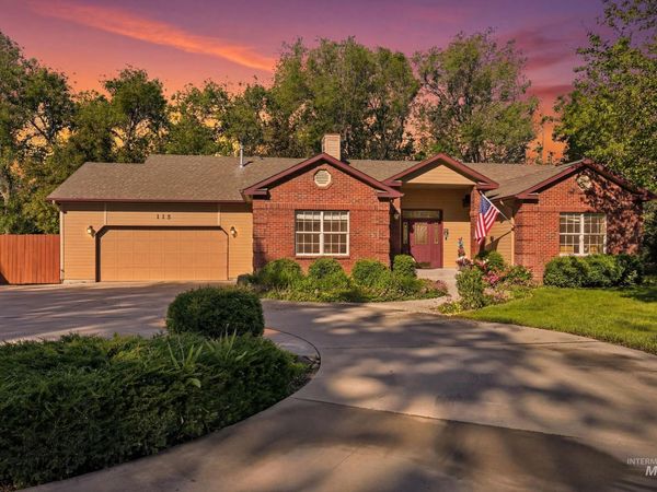 115 Walnut Creek Way, Nampa, ID 83686