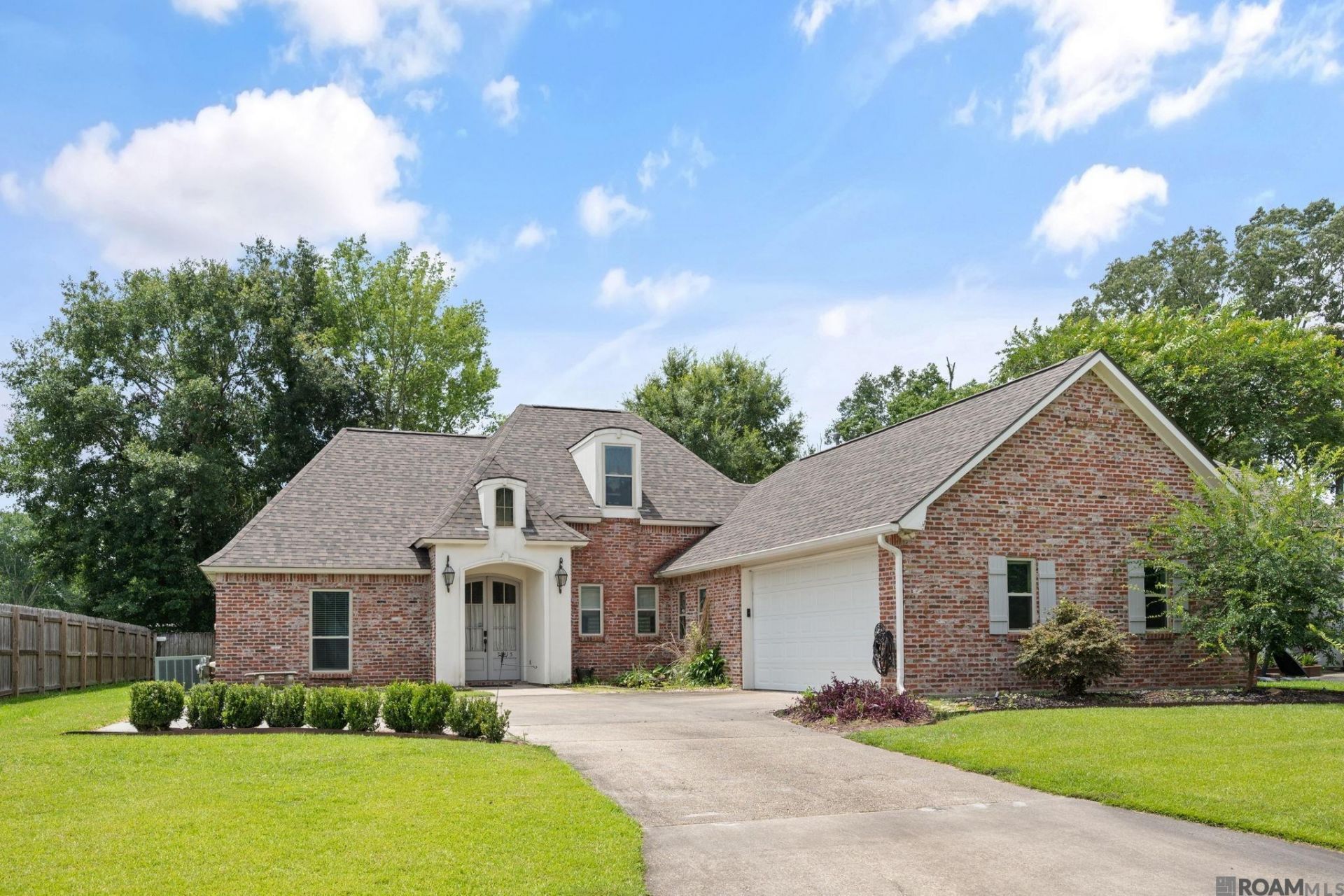 39415 Meadowbrook Ave, Prairieville, LA 70769 Main Photo