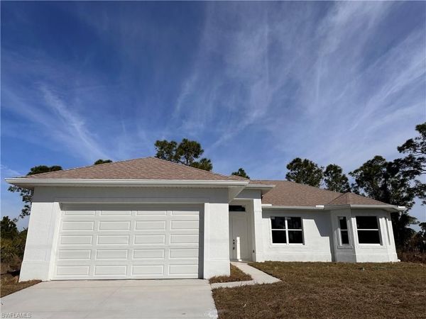 109 Paxton ST , LEHIGH ACRES, FL 33974