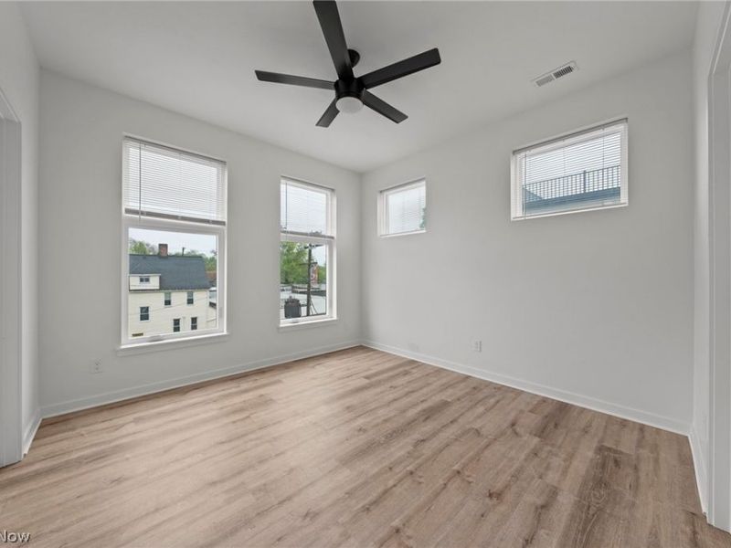 4701 Bridge Avenue, Cleveland, OH 44102 Photo 15