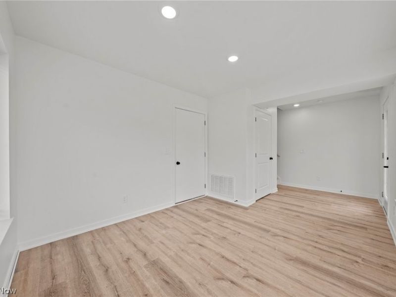 4701 Bridge Avenue, Cleveland, OH 44102 Photo 6