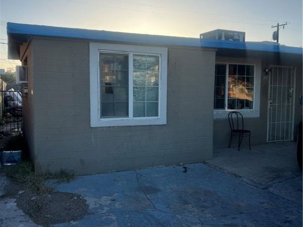 321 N Yale Street , Las Vegas, NV 89107