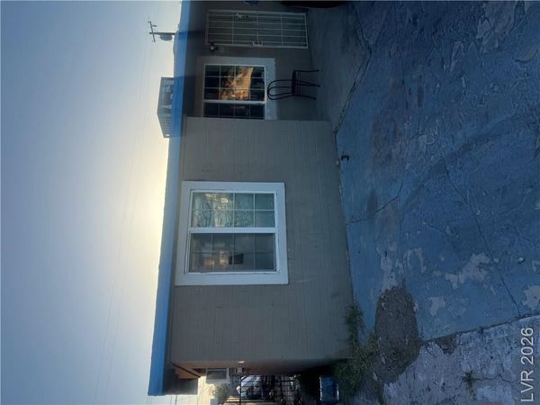 321 N Yale Street , Las Vegas, NV 89107