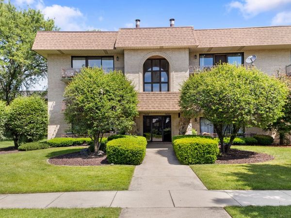 7428 W 153rd Street , Unit 1W, Orland Park, IL 60462