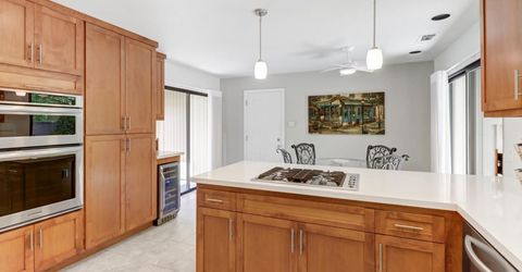 11629 Gold Country Blvd, Gold River, CA 95670 Photo