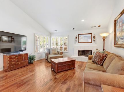 11629 Gold Country Blvd, Gold River, CA 95670 Photo