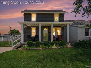 1304 Stewart Avenue, Lincoln Park, MI 48146