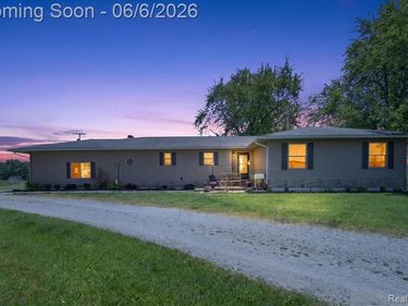 3949 Burnsline Road, Maple Valley Twp, MI 48416