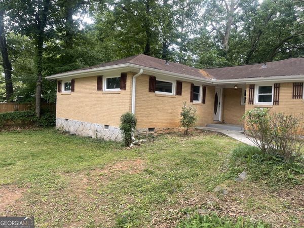 1321 SNAPFINGER Road, Decatur, GA 30032
