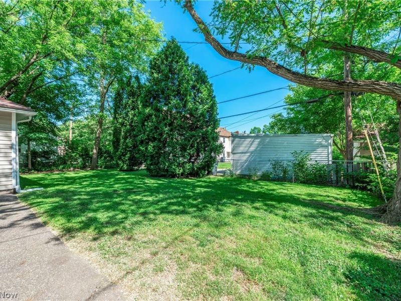 1395 Delia Avenue, Akron, OH 44320 Photo 38