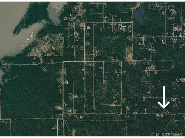 18 Bus Loop , Eufaula, OK 74462