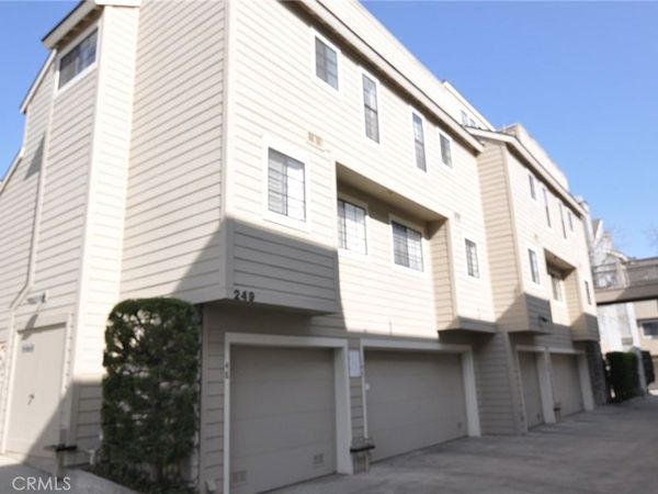 249 Alpine, Unit 48, Pasadena, CA 91106